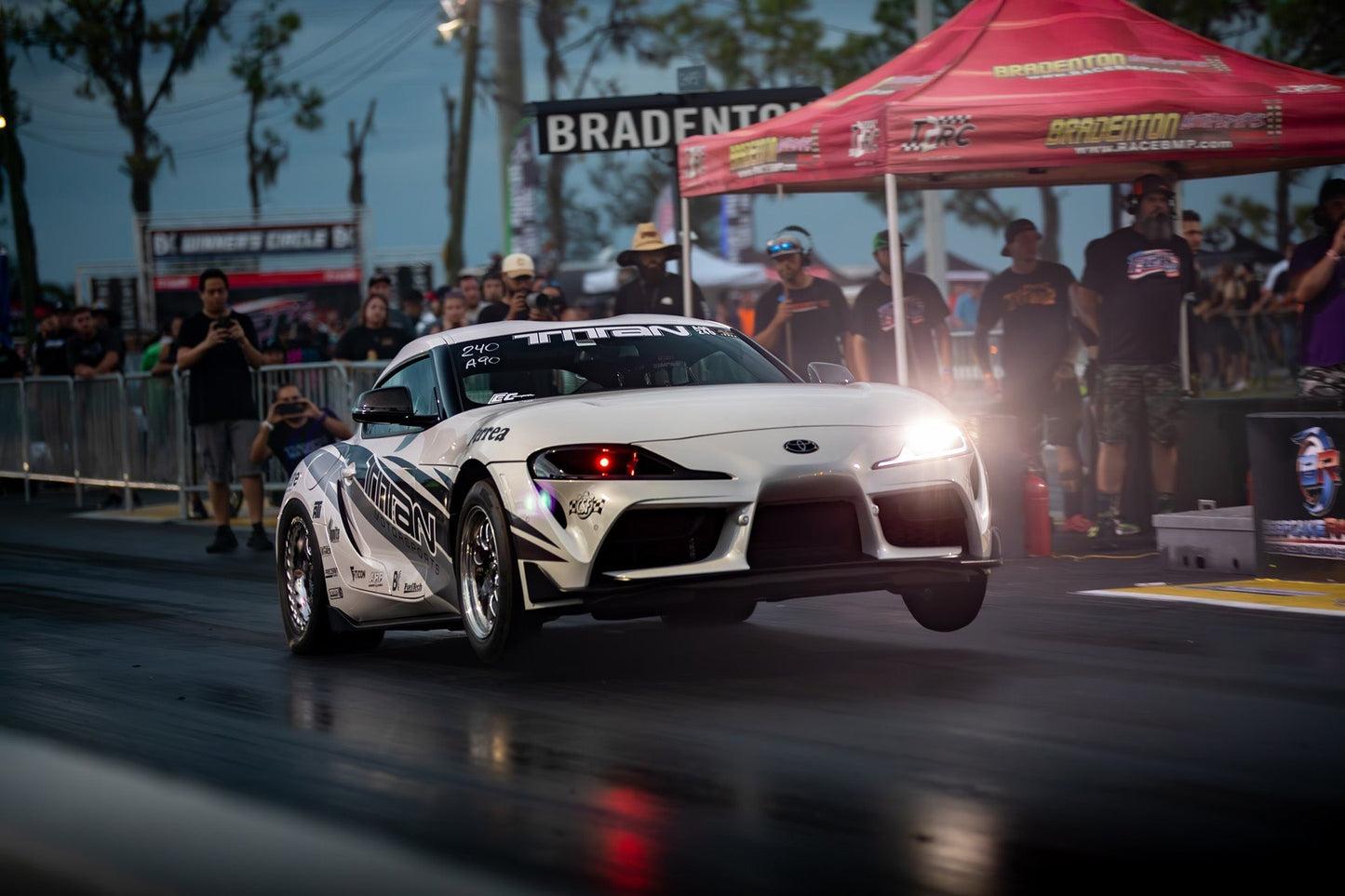 CSF Kolektor Intercoolera BMW, INEOS, Toyota 540i, 540i xDrive, 740i, 740i xDrive, 745e xDrive, 840i, 840i Gran Coupe, 840i xDrive, 840i xDrive Gran Coupe, GR Supra (A90/A91), Grenadier, Grenadier Quartermaster, M240i (G42), M240i xDrive (G42), M340i (G2X), M340i xDrive (G2X), M440i (G2X), M440i Gran Coupe (G2X), M440i xDrive (G2X), M440i xDrive Gran Coupe (G2X), X3 (G01), X4 (G02), X5 (G05), X6 (G06), X7 (G07), Z4 (G29) - zdjęcie 16