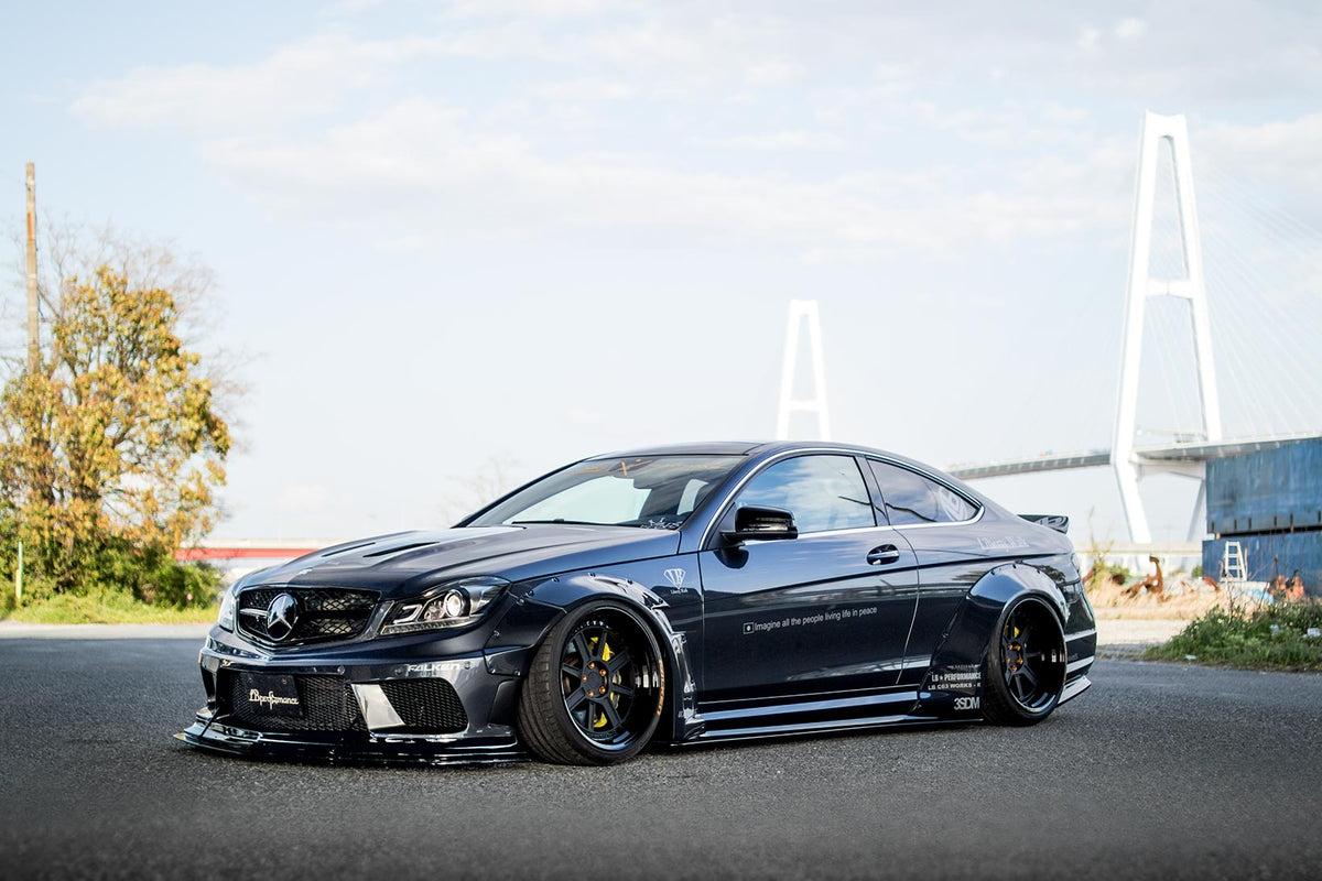 Mercedes-AMG C63 W204 – bodykit widebody LB-WORKS Coupe + Sedan FRP Liberty Walk – zdjęcie 4