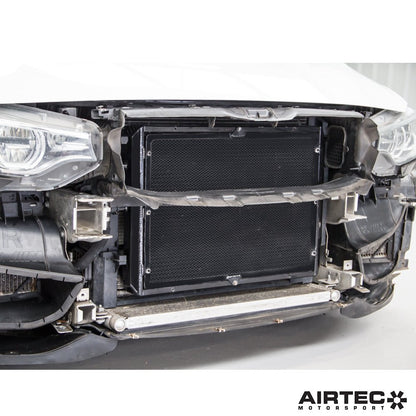 AIRTEC Motorsport Chłodnica Intercoolera do BMW M2 Competition / M3 / M4 F8X (7)