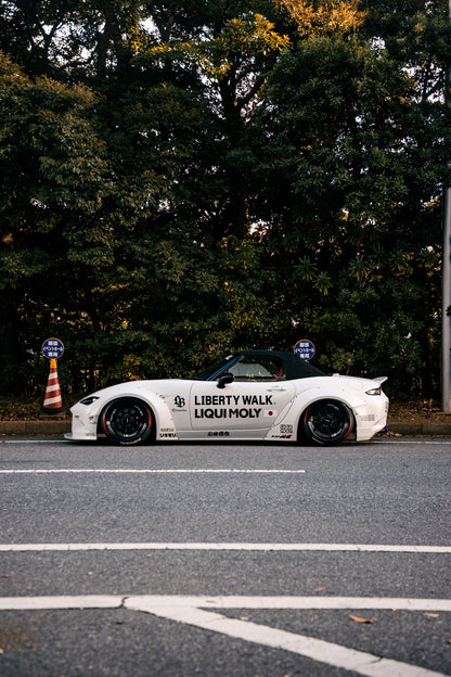 Mazda MX-5 ND – bodykit widebody LB-WORKS V2 FRP Liberty Walk – zdjęcie 19