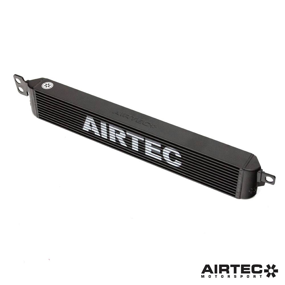 AIRTEC Motorsport Chłodnica oleju do BMW M3 E90 E92 E93 (3)