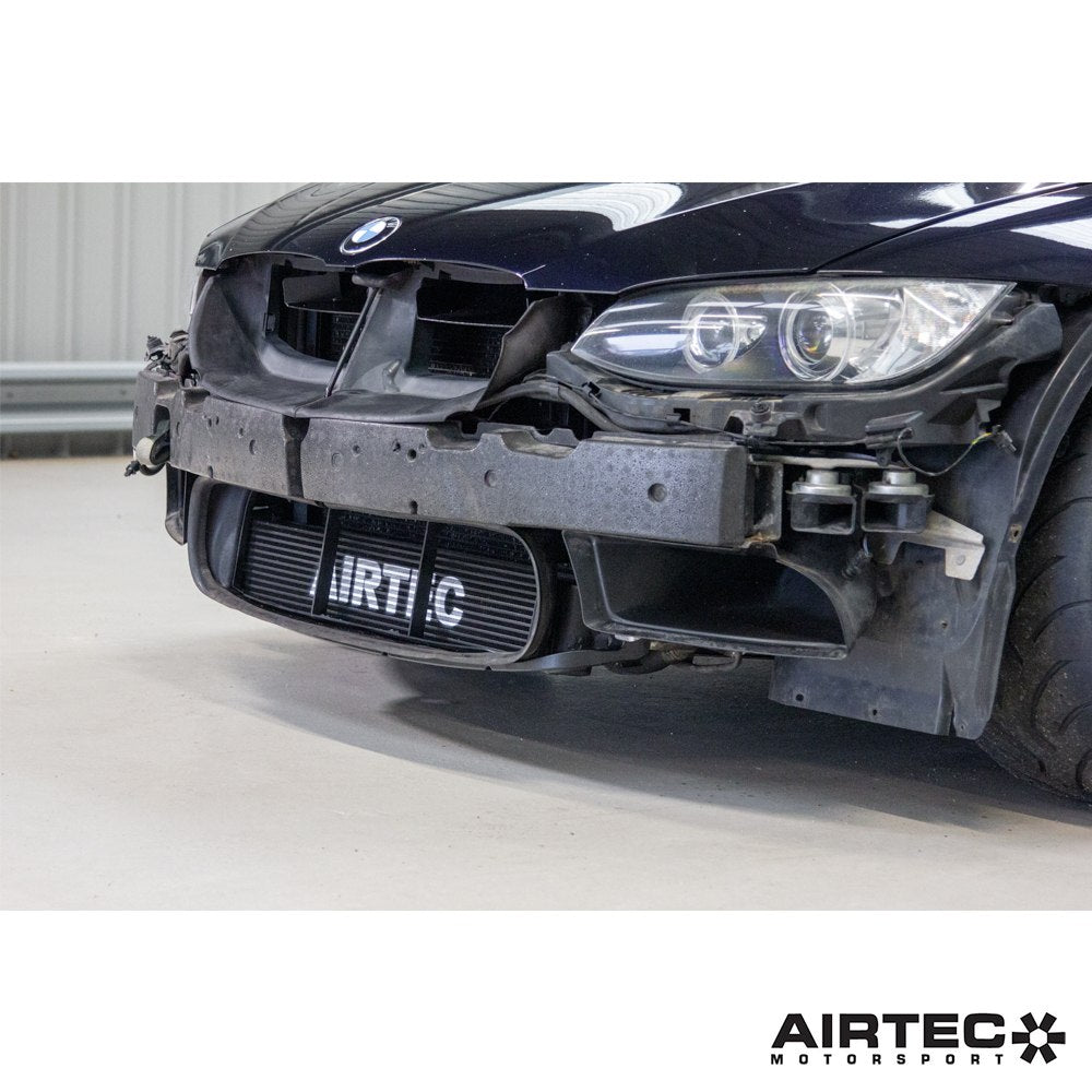 AIRTEC Motorsport Chłodnica oleju do BMW M3 E90 E92 E93 (8)
