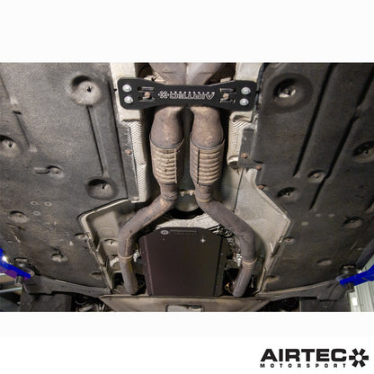 AIRTEC Motorsport Wzmocnienie mocowania wydechu do BMW M3 E90 E92 E93 E46 (4)