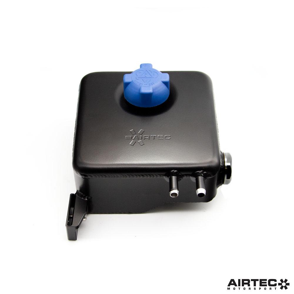 AIRTEC Motorsport Aluminiowy zbiorniczek wyrównawczy do Ford Focus ST & RS Mk2 (2)