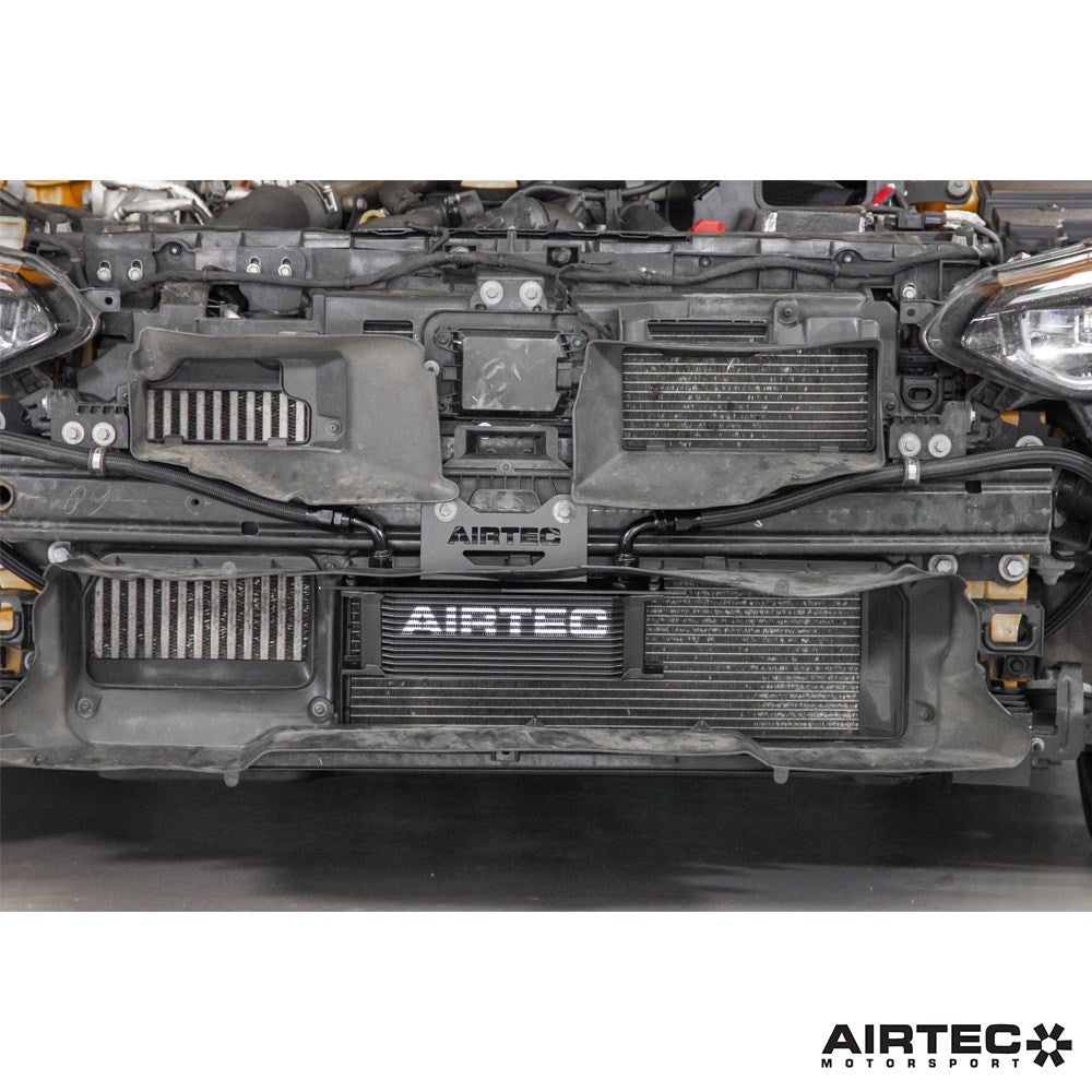 AIRTEC Motorsport Chłodnica oleju do Renault Megane 4 RS280 / 300 (3)