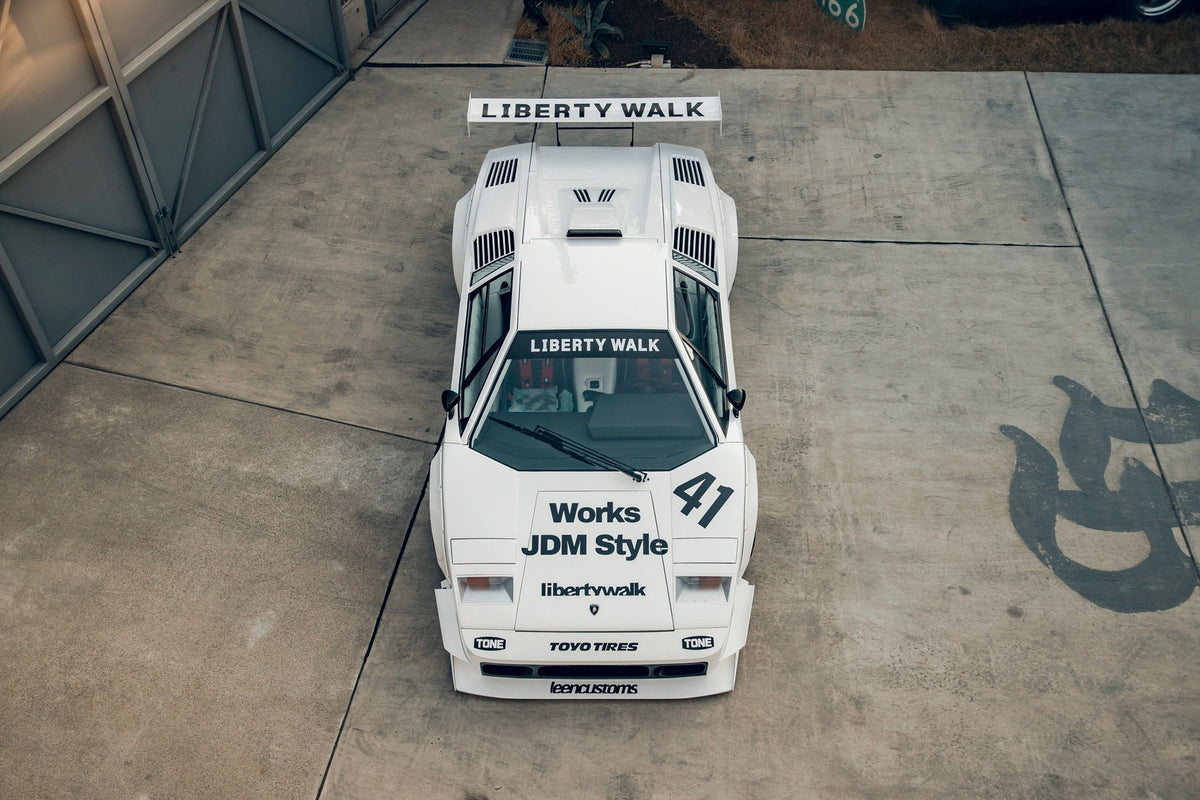 Lamborghini Countach – bodykit widebody LB-WORKS Liberty Walk – zdjęcie 5