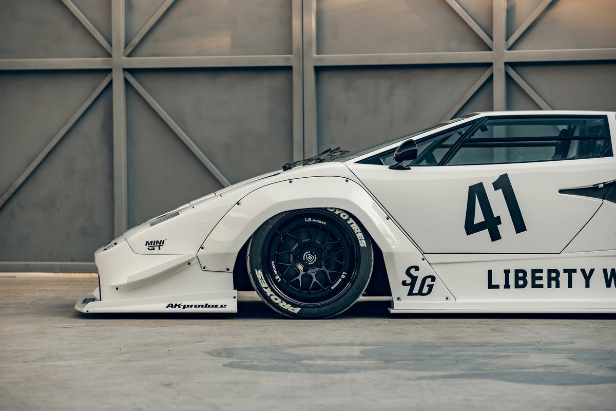 Lamborghini Countach – bodykit widebody LB-WORKS Liberty Walk – zdjęcie 12