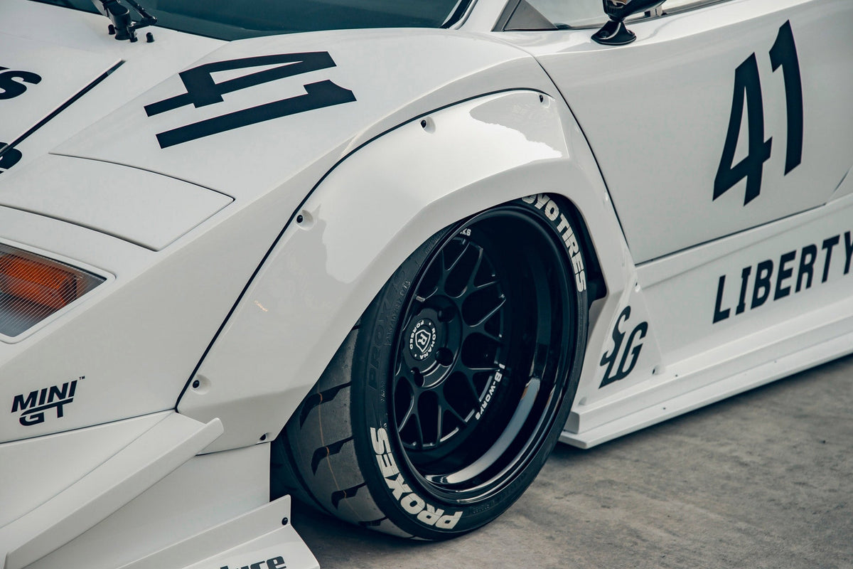 Lamborghini Countach – bodykit widebody LB-WORKS Liberty Walk – zdjęcie 19