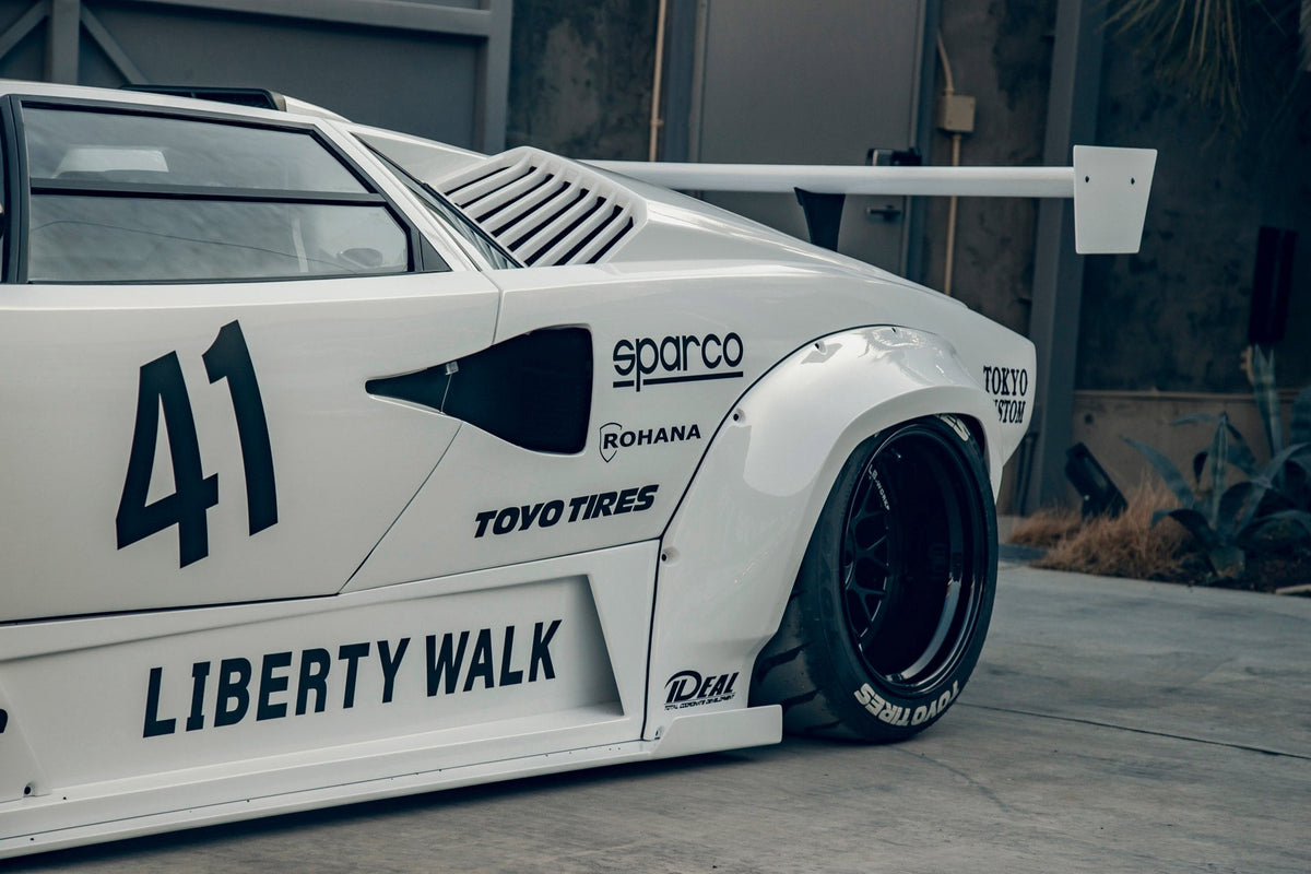 Lamborghini Countach – bodykit widebody LB-WORKS Liberty Walk – zdjęcie 16