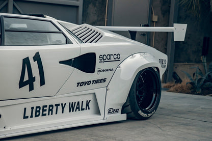 Lamborghini Countach – bodykit widebody LB-WORKS Liberty Walk – zdjęcie 16