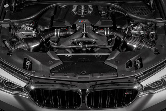 Wlot turbo Eventuri BMW M5 F90, M8 F91/F92/F93 - widok boczny