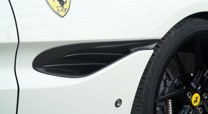 NOVITEC Wkłady wylotów powietrza przednich błotników carbon – Ferrari Portofino – zdjęcie 2