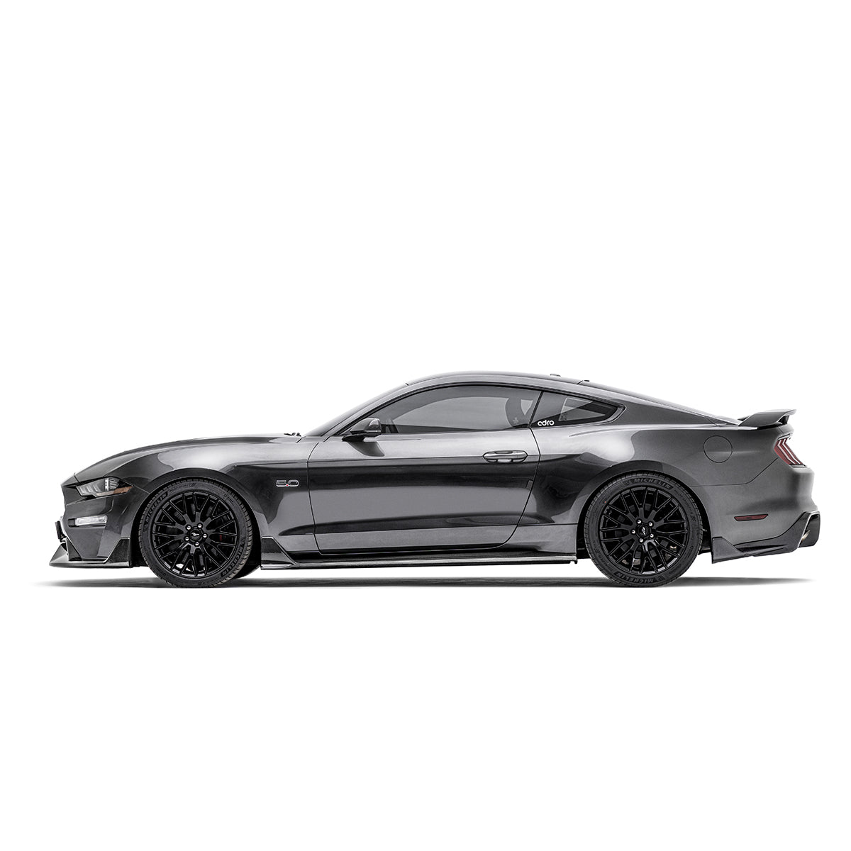 Ford Mustang – progi boczne carbon ADRO