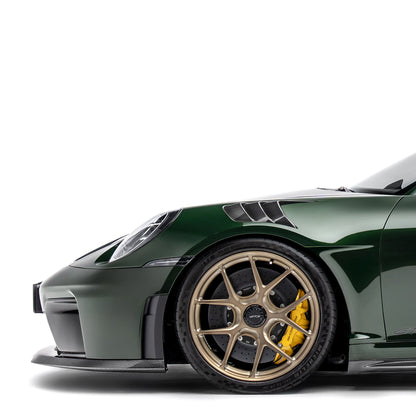 Porsche 911 GT3 992 – przednie błotniki carbon pre-preg z wentylacją ADRO
