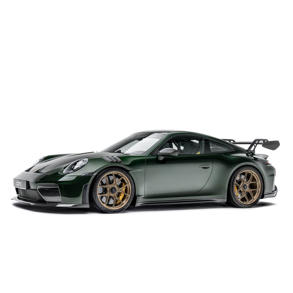 Porsche 911 GT3 992 – przednie błotniki carbon pre-preg z wentylacją ADRO