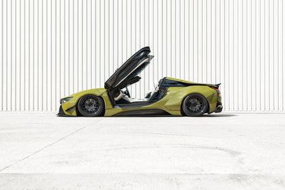 BMW i8 (I12) – bodykit widebody LB-WORKS V2 FRP Liberty Walk – zdjęcie 3