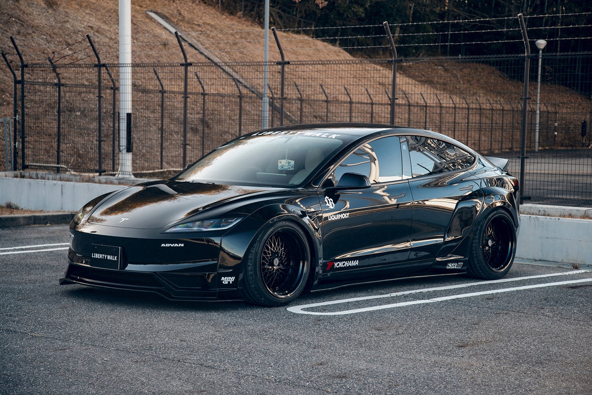 Tesla Model 3 – bodykit widebody LB-E-WORKS FRP Liberty Walk – zdjęcie 22