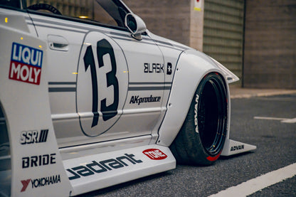 Nissan Skyline R32 – bodykit widebody LB-Kaido WORKS FRP Liberty Walk – zdjęcie 7