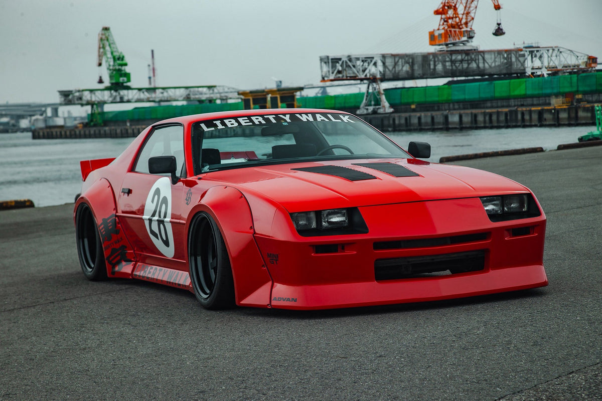 Chevrolet Camaro III gen. (1982–1992) – bodykit widebody LB-WORKS FRP Liberty Walk – zdjęcie 10