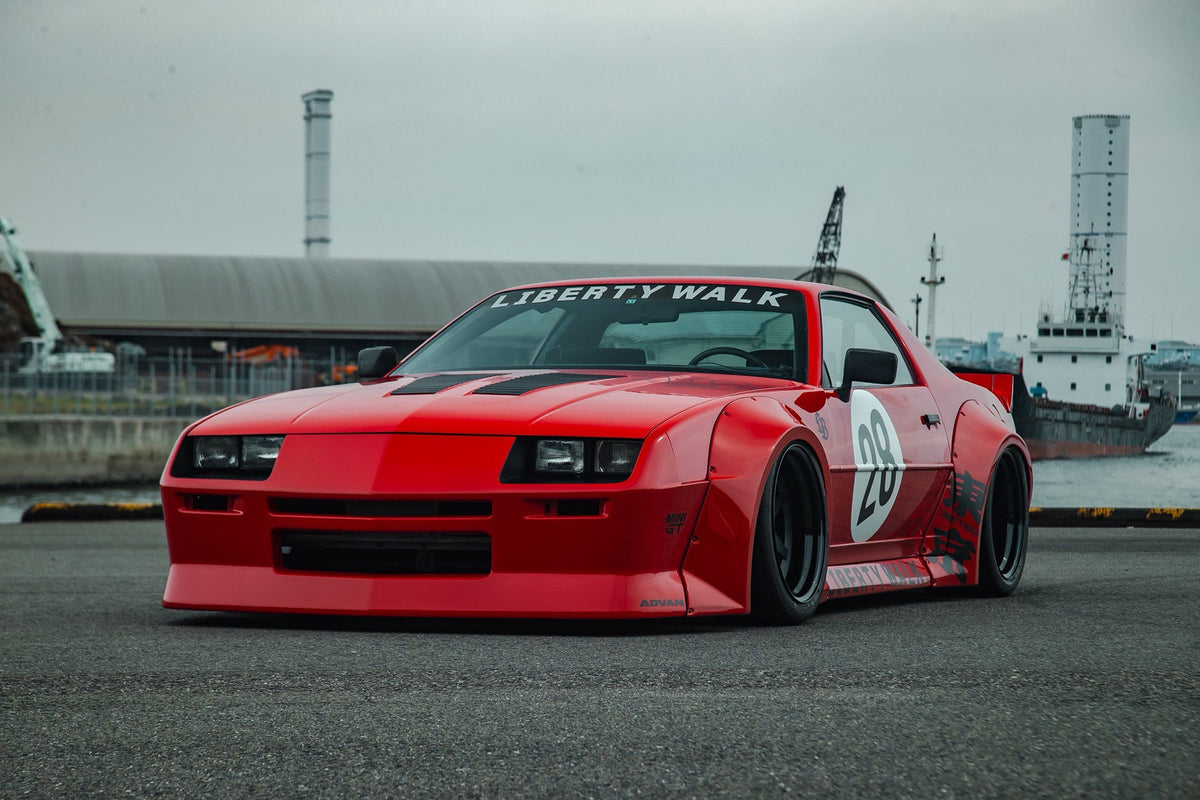 Chevrolet Camaro III gen. (1982–1992) – bodykit widebody LB-WORKS FRP Liberty Walk – zdjęcie 1