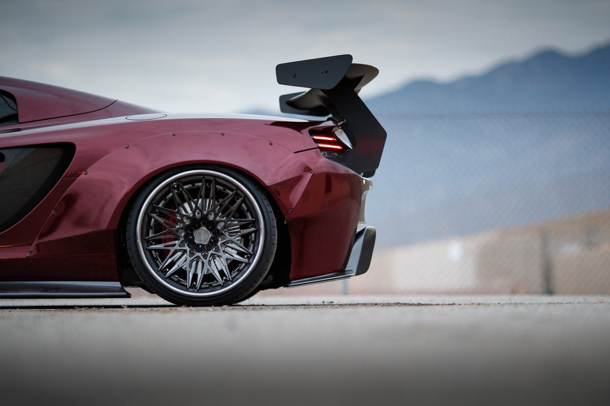 McLaren 650S – bodykit widebody LB-WORKS carbon Liberty Walk – zdjęcie 5