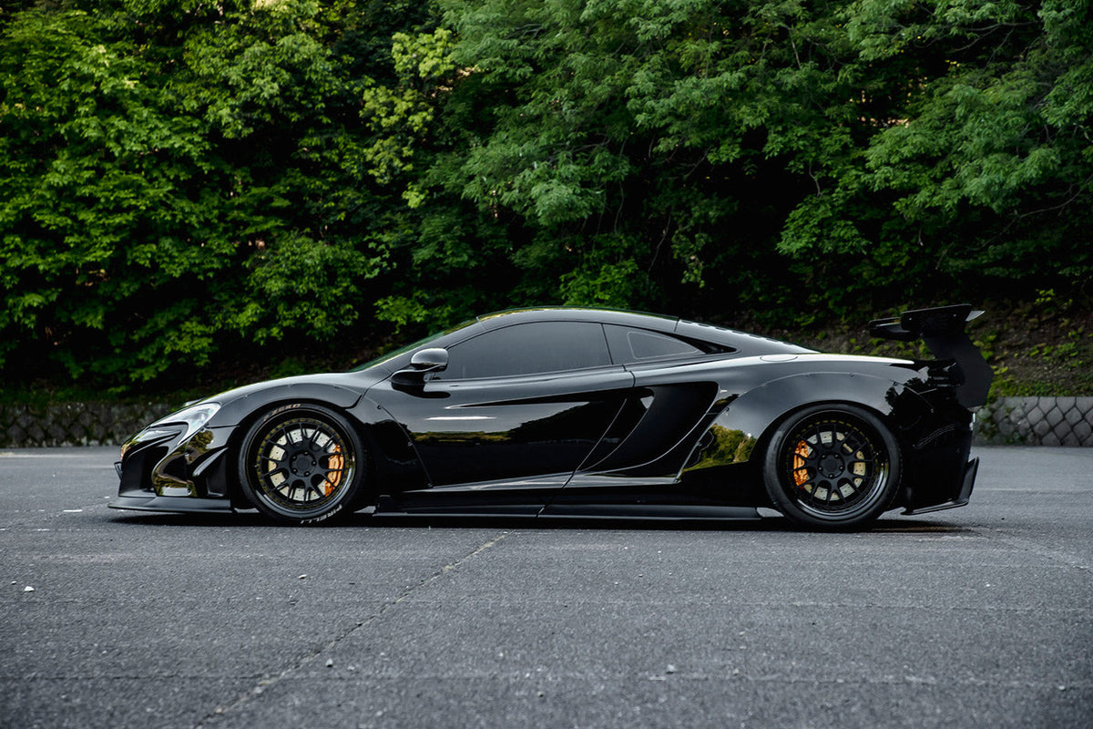 McLaren MP4-12C – bodykit widebody LB-WORKS carbon Liberty Walk – zdjęcie 3