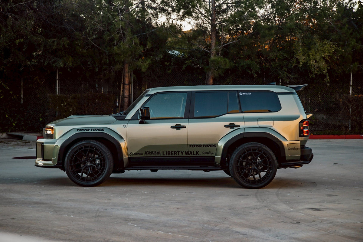 Toyota Land Cruiser 250 – bodykit widebody LB-WORKS FRP Liberty Walk – zdjęcie 16