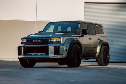 Toyota Land Cruiser 250 – bodykit widebody LB-WORKS FRP Liberty Walk – zdjęcie 1