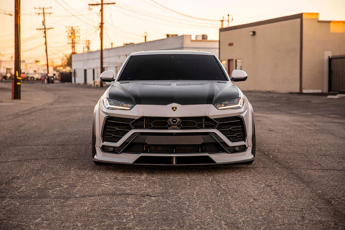 Lamborghini Urus – bodykit widebody LB-WORKS z maską dry carbon Liberty Walk – zdjęcie 12