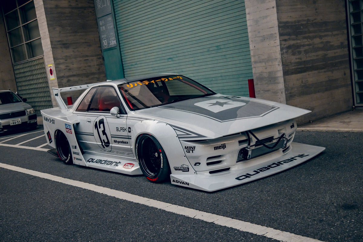 Nissan Skyline R32 – bodykit widebody LB-Kaido WORKS FRP Liberty Walk – zdjęcie 5