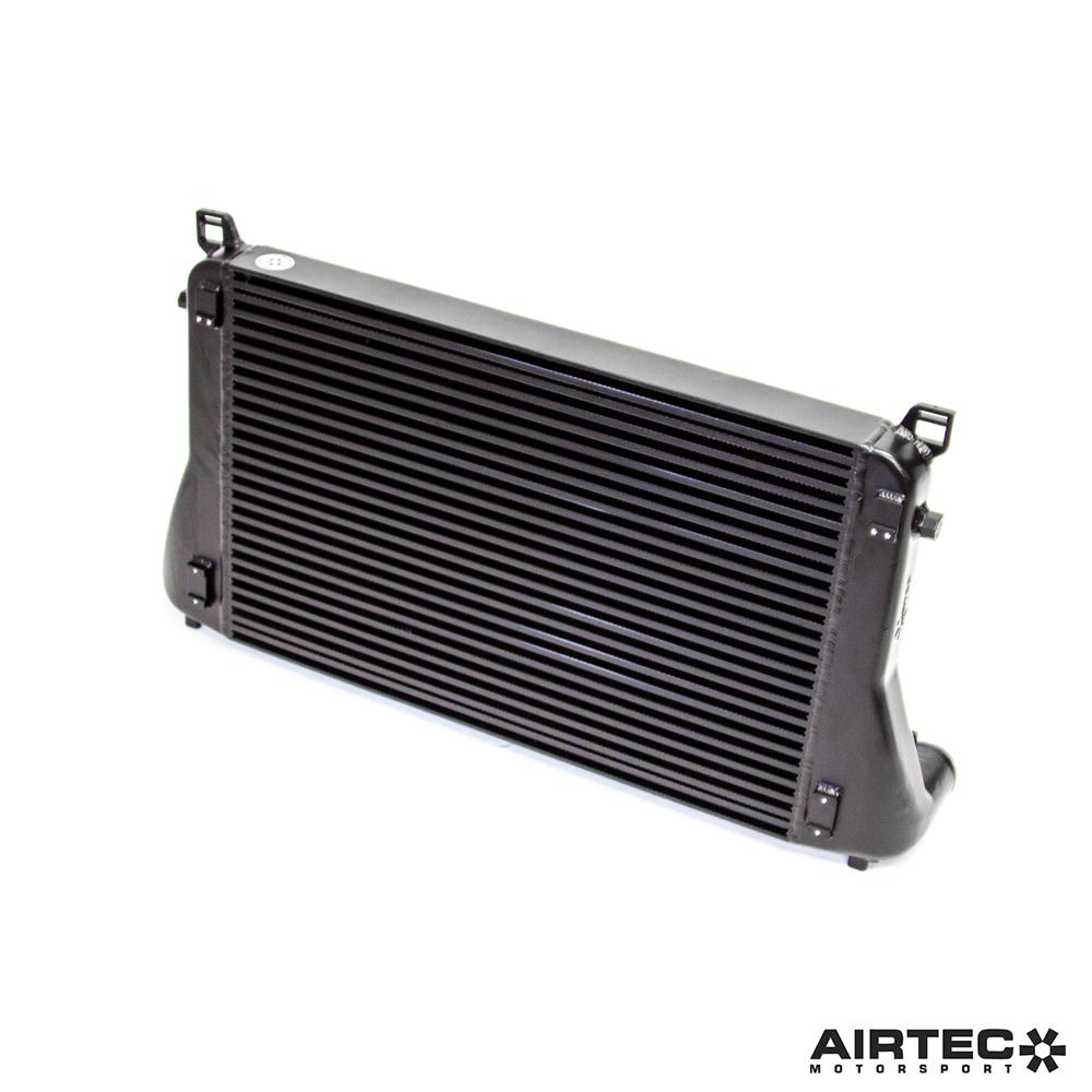 AIRTEC Motorsport Intercooler do Audi S3 8Y / Cupra Leon Mk4 / VW Golf Mk8 (2)