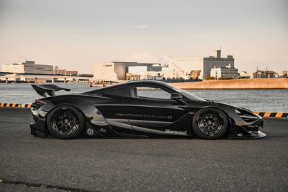 McLaren 720S – bodykit widebody LB-WORKS FRP Liberty Walk – zdjęcie 4