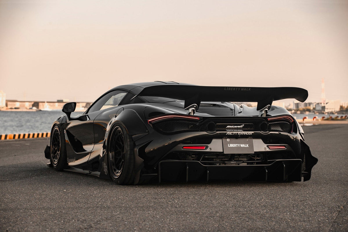 McLaren 720S – bodykit widebody LB-WORKS FRP Liberty Walk – zdjęcie 2