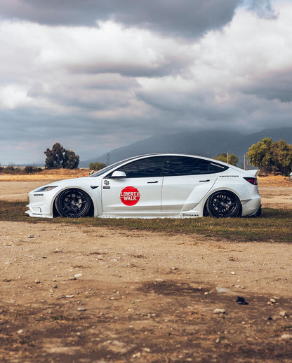 Tesla Model 3 – bodykit widebody LB-E-WORKS FRP Liberty Walk – zdjęcie 14