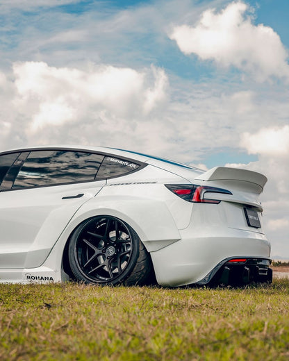 Tesla Model 3 – bodykit widebody LB-E-WORKS FRP Liberty Walk – zdjęcie 15