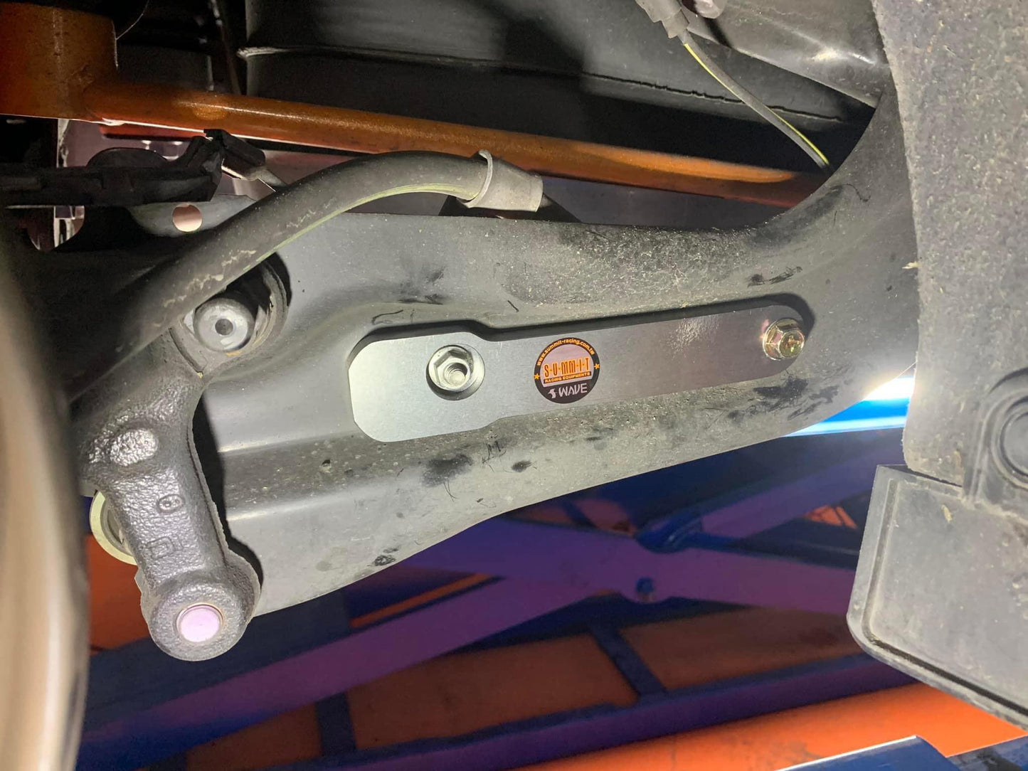 AIRTEC Motorsport Rozpórka tylnego wahacza wzdłużnego SWAVE & SUMMIT do Toyota Yaris GR (2)