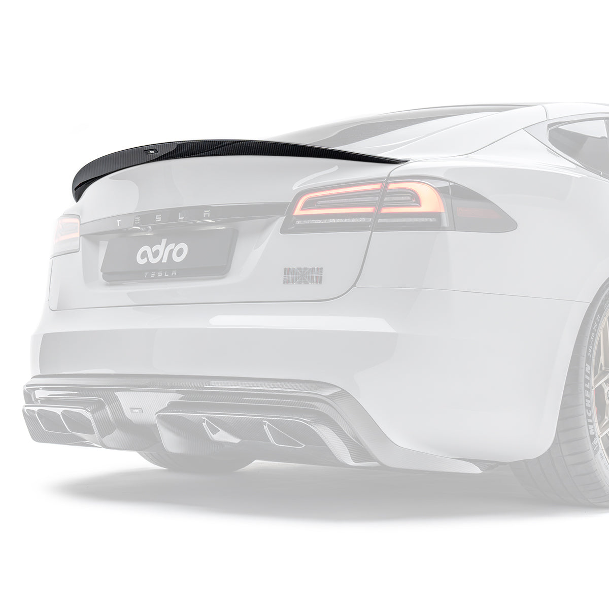 tesla-model-s-carbon-fiber-rear-spoiler_image_1