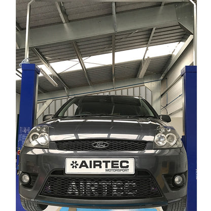 AIRTEC Motorsport Intercooler do Ford Fiesta Mk6 1.6 TDCi (4)