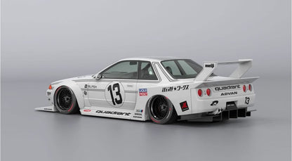 Nissan Skyline R32 – bodykit widebody LB-Kaido WORKS pod seryjną maskę FRP Liberty Walk – zdjęcie 3