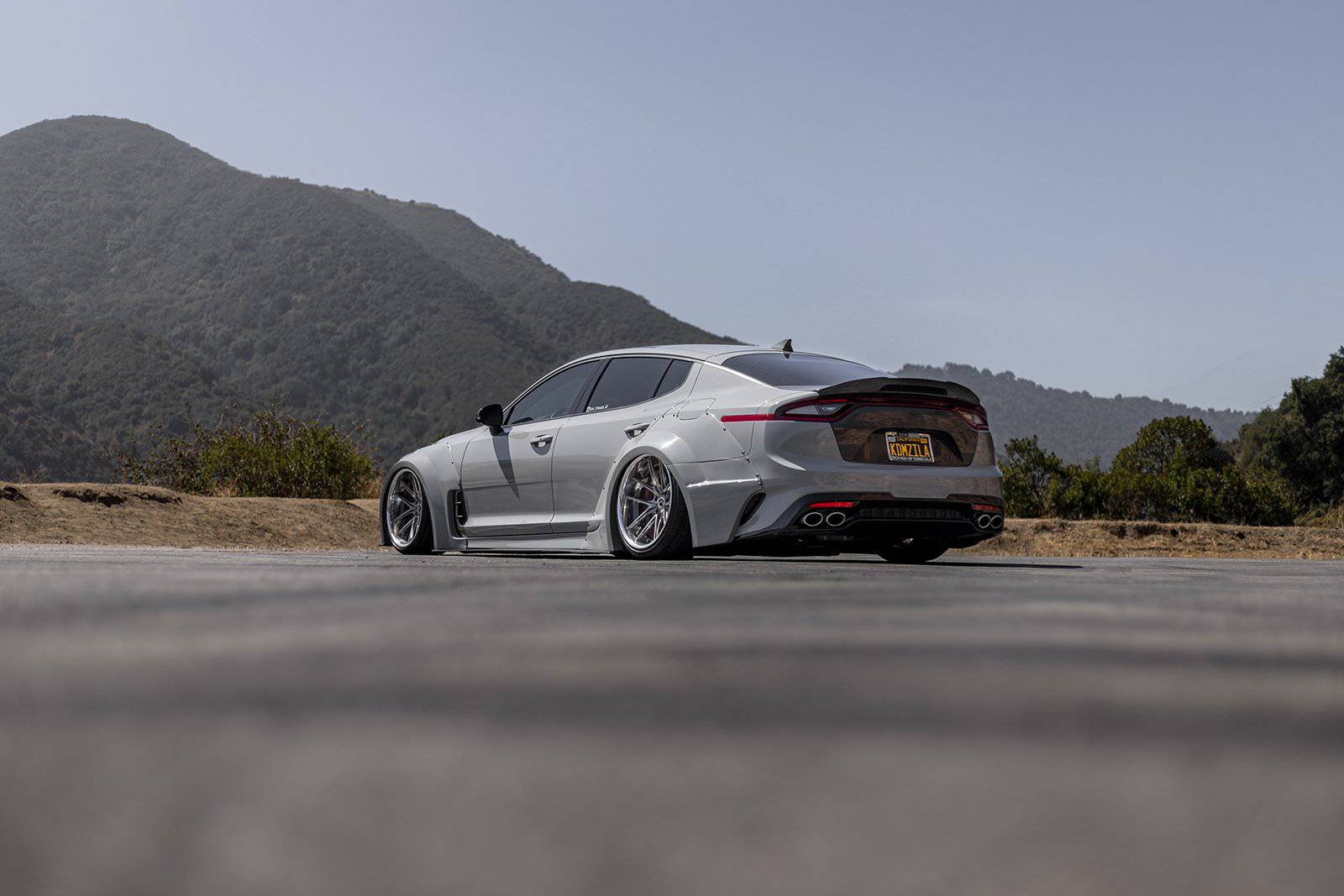kia-stinger-widebody_image_1