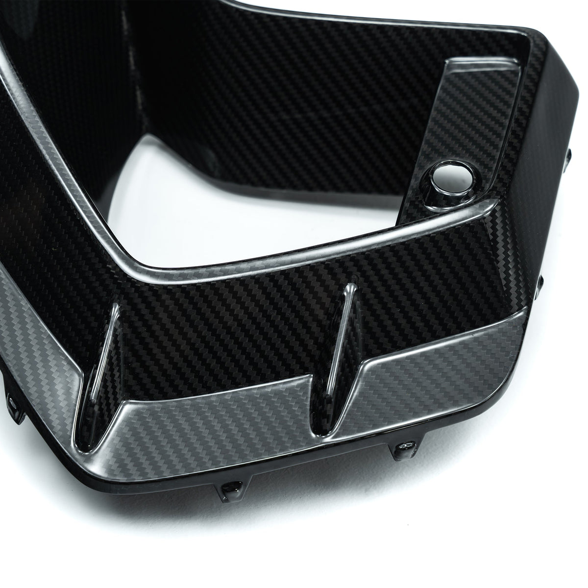 BMW G80 M3/G82 M4 – wloty powietrza carbon pre-preg do zderzaka ADRO V2