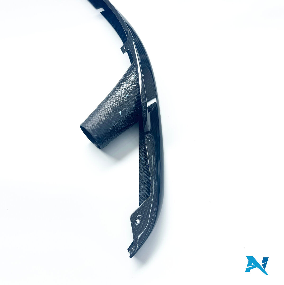 ALPHA-N Carbon Spoiler przedni część górna z chłodzeniem hamulców do M3 e92 i M3 e90 (3)