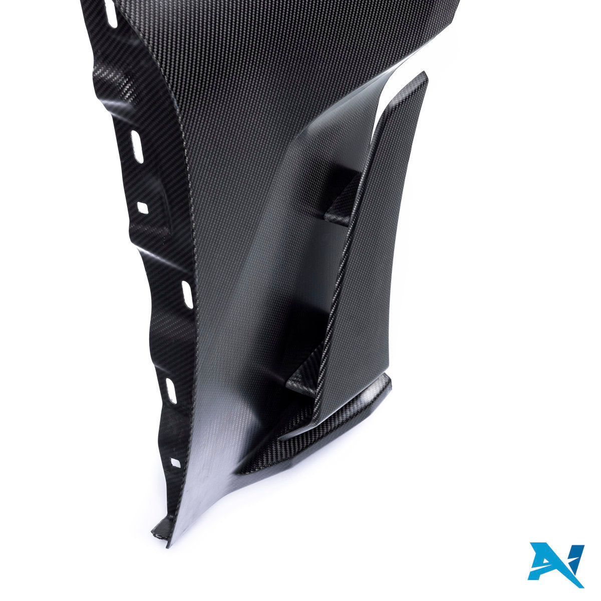 ALPHA-N Carbon Błotnik Zestaw V4 do M2 G87 (9)
