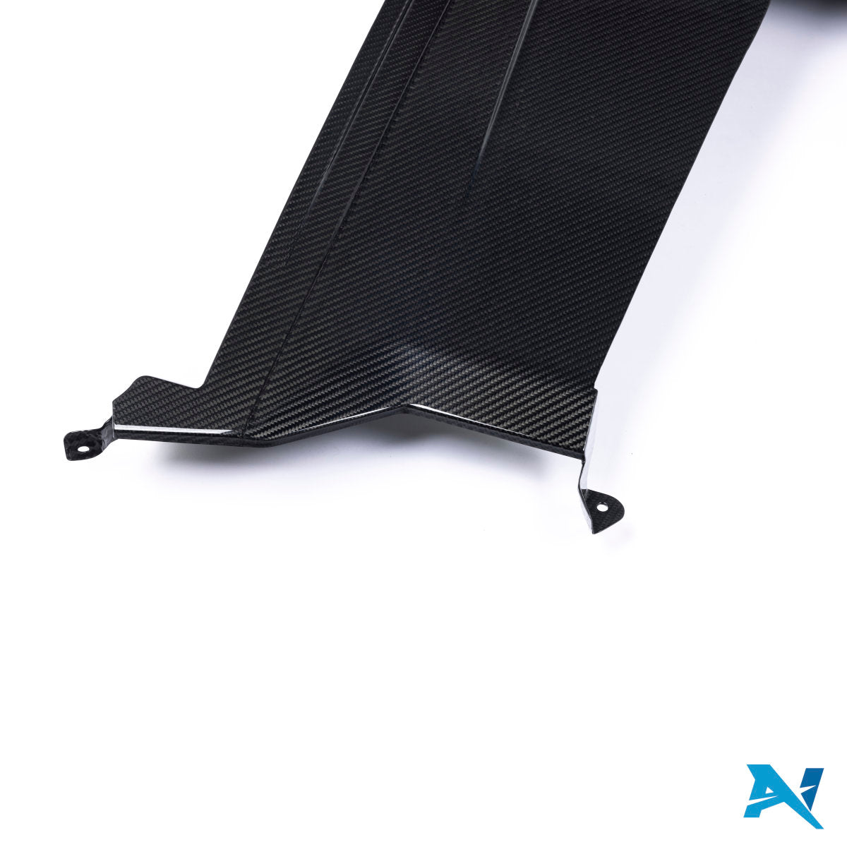 ALPHA-N Carbon Podłoga do M2 G87 (2)