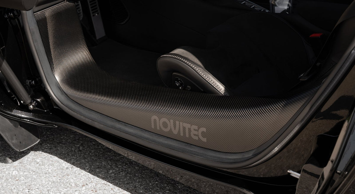 NOVITEC Nakładki progów wejściowych carbon – McLaren Artura – zdjęcie 2