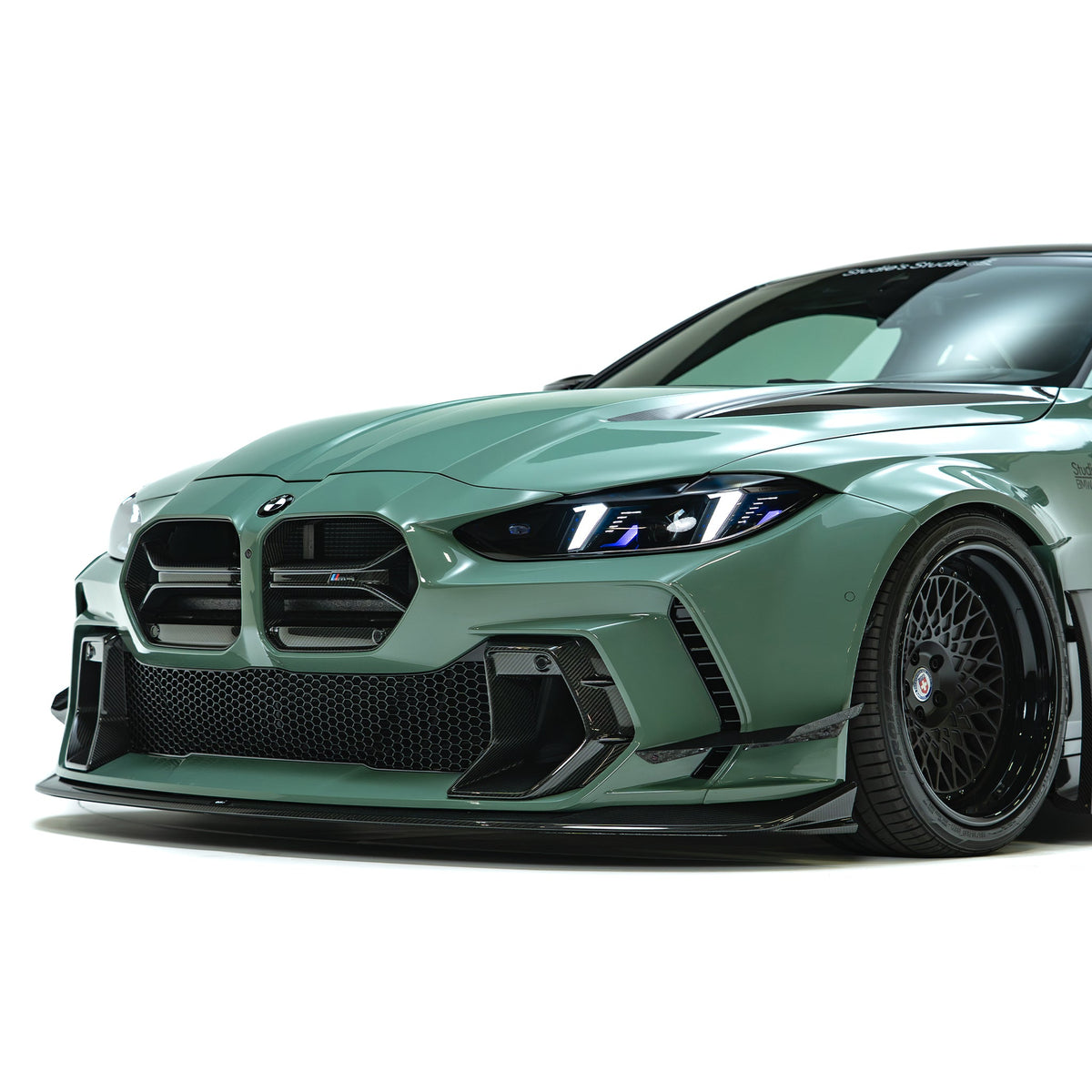 BMW G80 M3/G82 M4 – wloty powietrza carbon pre-preg do zderzaka ADRO V2