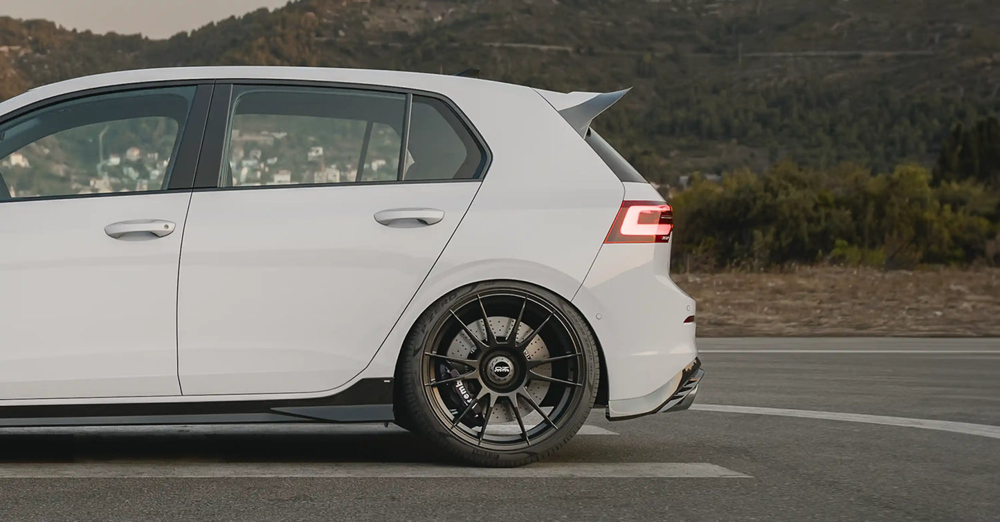 ZAERO DESIGN Dyfuzor tylny VW Golf 8 GTI Clubsport