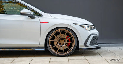ZAERO DESIGN Splitter przedni VW Golf 8 GTD/GTE (2020–2024)