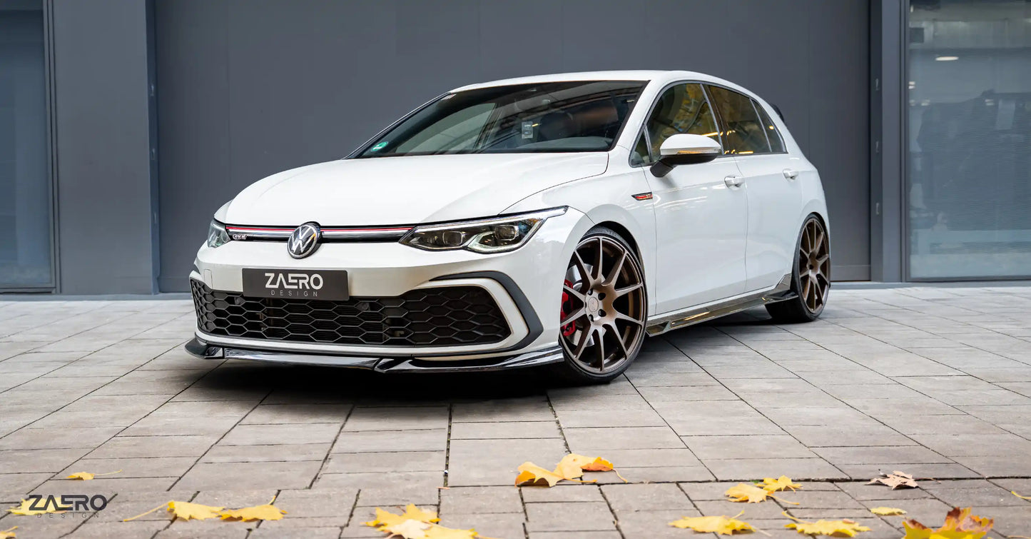 ZAERO DESIGN Progi boczne VW Golf 8 R (2020–2024)