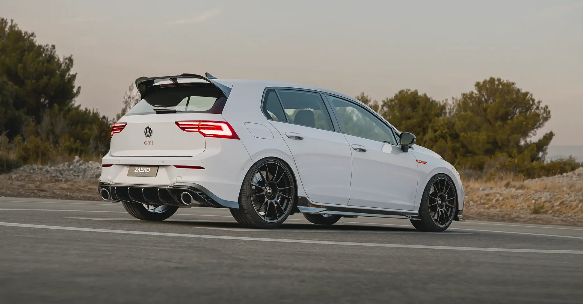 ZAERO DESIGN Dyfuzor tylny VW Golf 8 GTI Clubsport